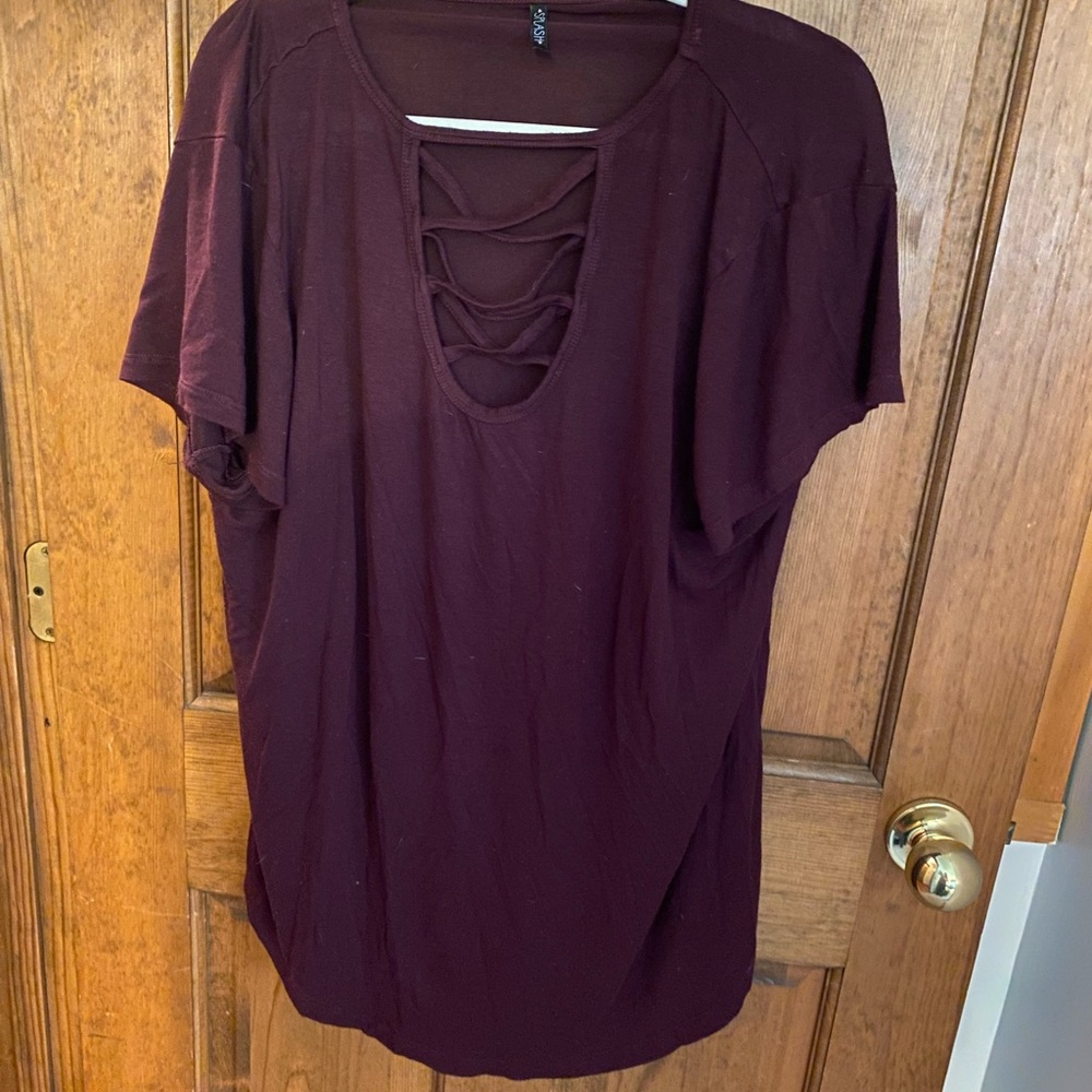 Short sleeve shirt